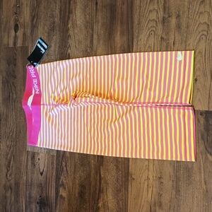 Nike Pro NWT Pink & Yellow Stripe Capri Leggings VV